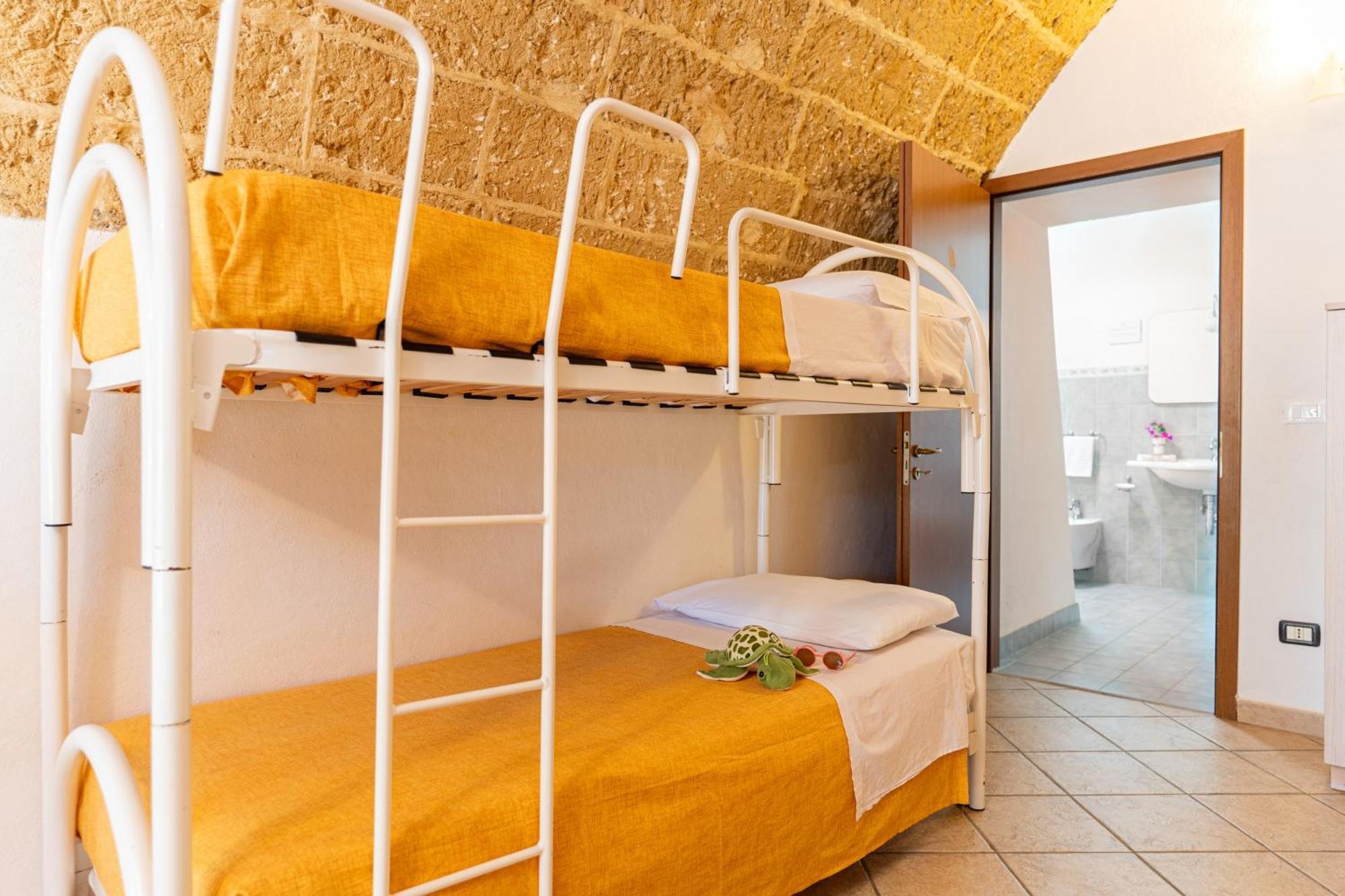 Hotel Masseria Le Pajare بريزيتشي الغرفة الصورة