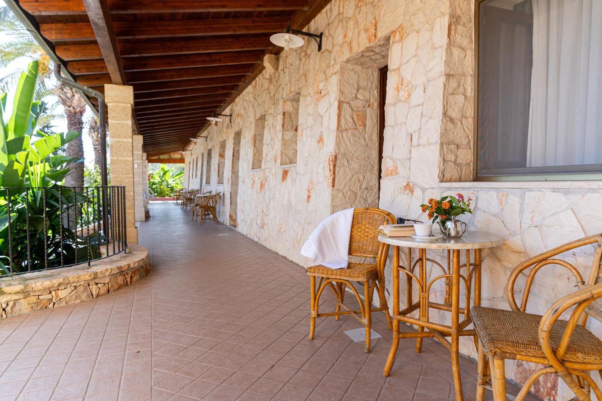 Hotel Masseria Le Pajare بريزيتشي الغرفة الصورة