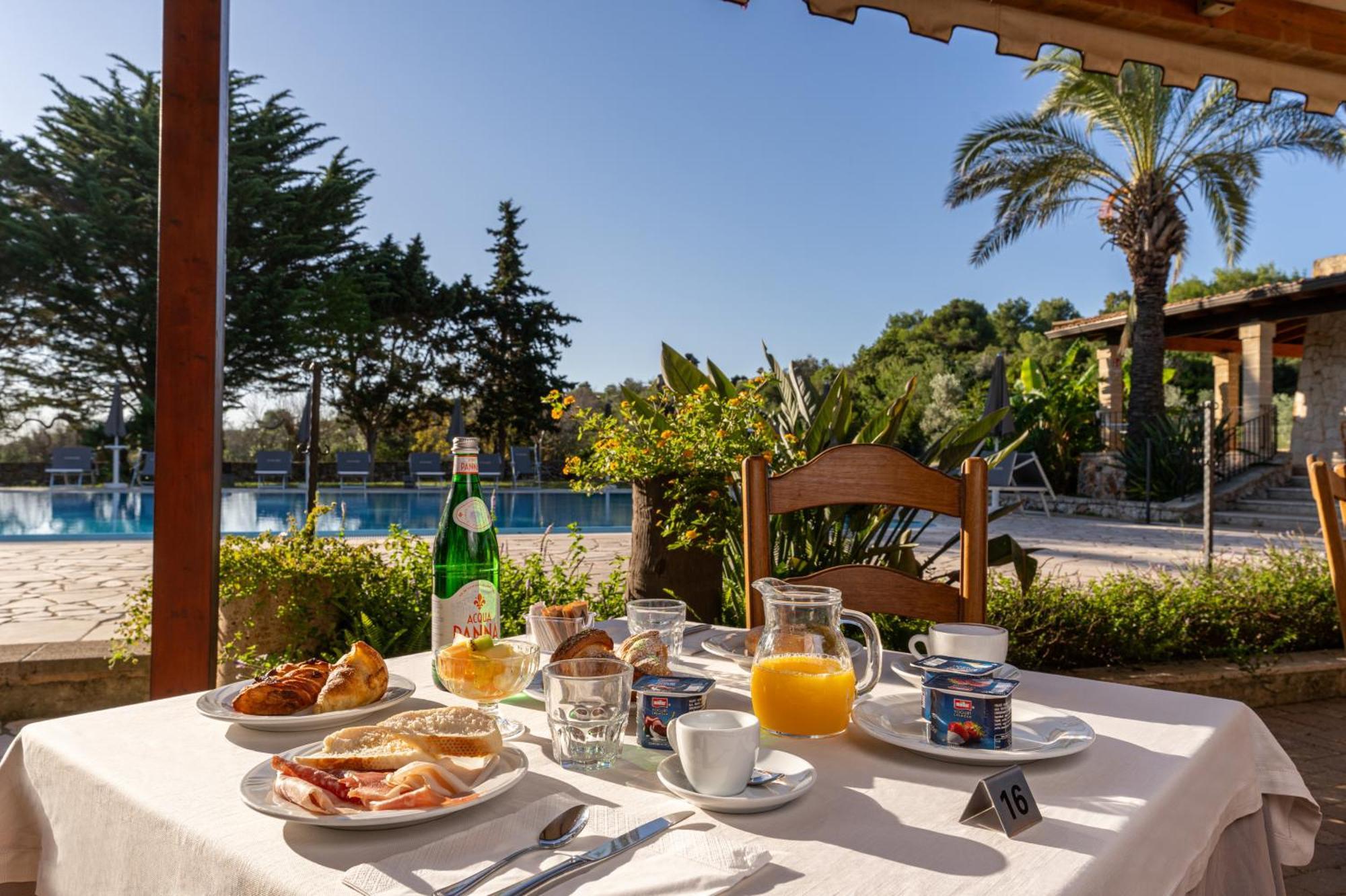 Hotel Masseria Le Pajare بريزيتشي المظهر الخارجي الصورة